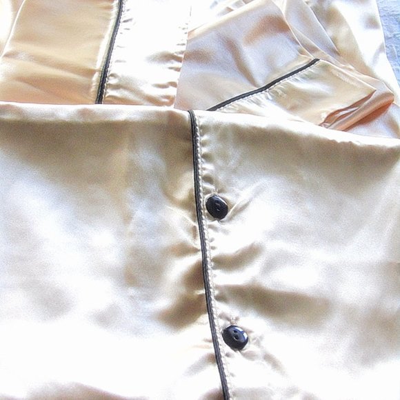 Pink Night Gown with Black Piping US Size Small - Picture 4 of 7